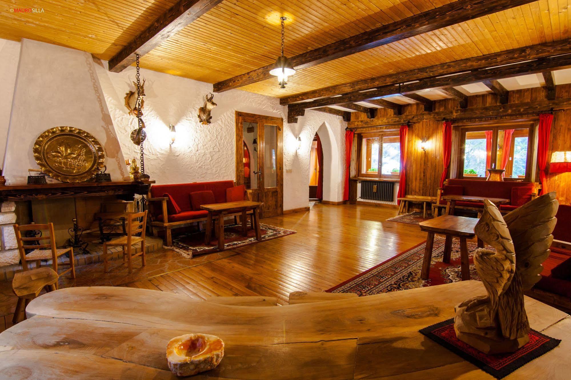 Hotel Garni Mille Pini Scanno Εξωτερικό φωτογραφία