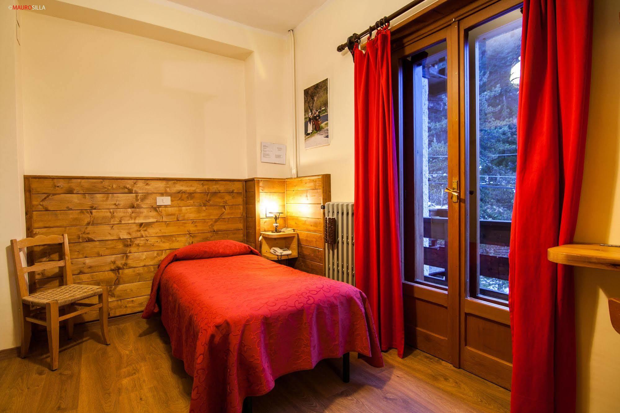 Hotel Garni Mille Pini Scanno Εξωτερικό φωτογραφία